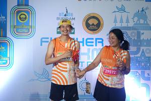 BIB: 
                            <button type="button" onclick="openModal(23610121)" class="btn btn-primary btn-sm float-right btn-popup" data-toggle="modal" data-target=".modal-high-quality">
                        <i class="fas fa-shopping-cart"></i> Add to Cart
                    </button>
                                            <button type="button" onclick="isThisMe(23610121, true)" class="btn btn-success btn-sm float-right btn-popup btn-isme hidden" data-toggle="tooltip" data-placement="bottom" title="นี่คือรูปของคุณใช่ไหม คลิกที่นี่เพื่อเอาเข้าอัลบั้ม">
                        <i class="fas fa-plus"></i> Add to album
                    </button>
                    <button type="button" onclick="isThisMe(23610121, false)" class="btn btn-warning btn-sm float-right btn-popup btn-isnotme hidden">
                        <i class="fas fa-ban"></i> Remove from album
                    </button>